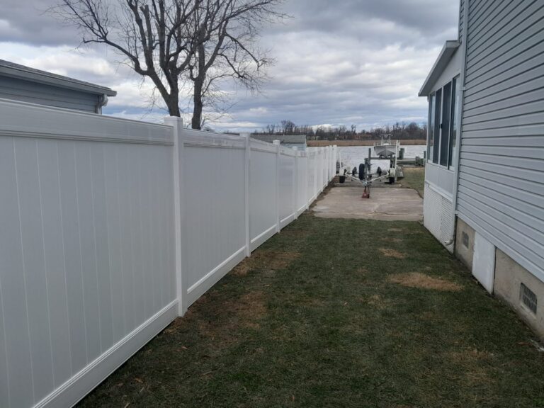 Top Rated Fence Contractor in Lake Shore, MD 01