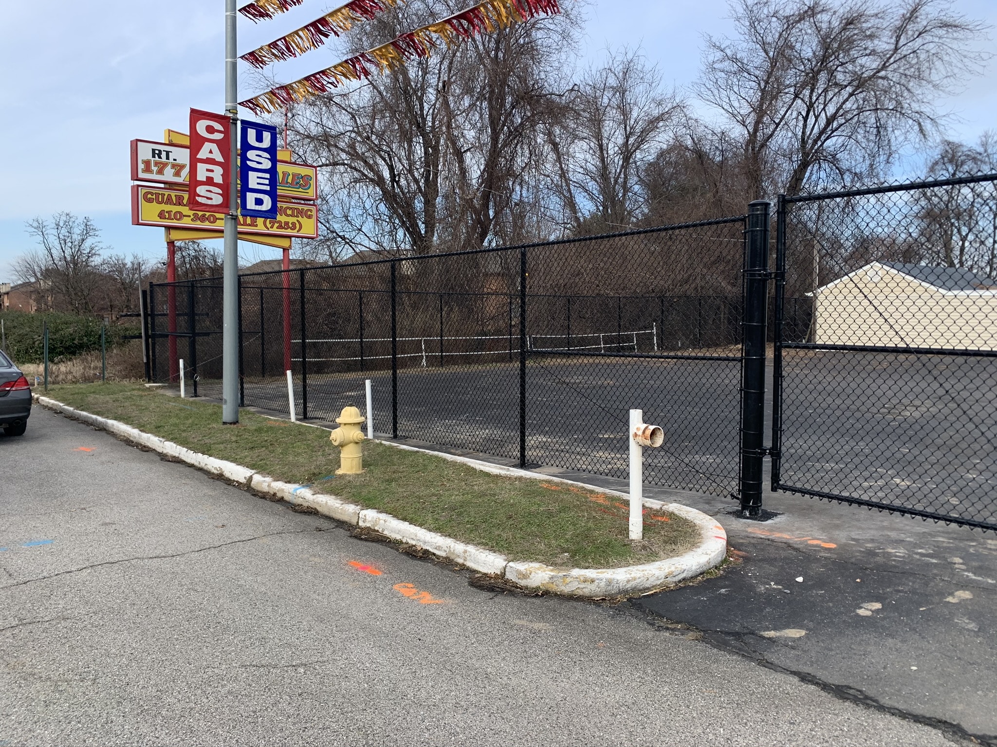 commercial fence service image