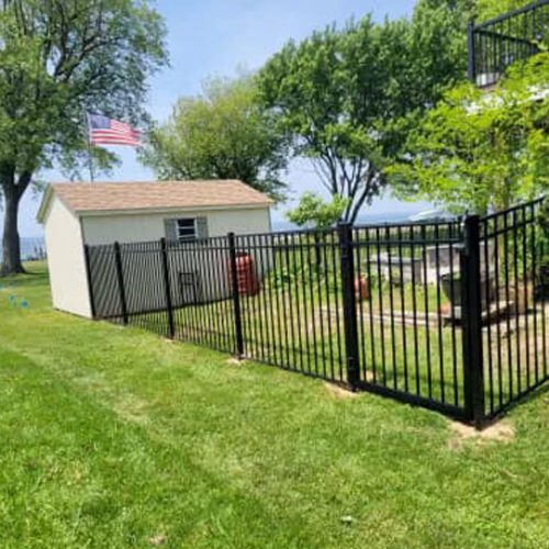 Aluminum fence installation Maryland for residential and commercial properties