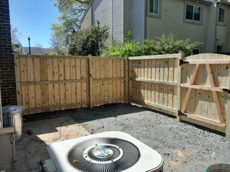 Fence Contractor in Lake Shore, MD